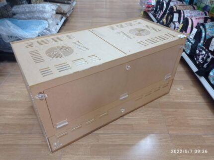 Petz World Acrylic Box - กล่องอะคริลิคเลี้ยงสัตว์ (30"x14"x15") (12994)