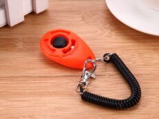 Dog Training Clicker - คลิกเกอร์สำหรับฝึกสัตว์เลี้ยงพร้อมสายรัดข้อมือ (529013)